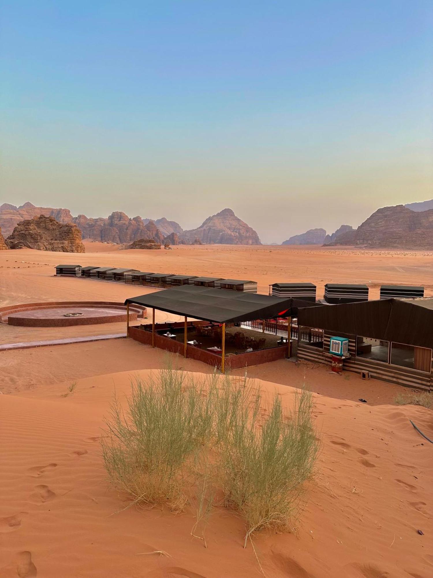 Wadi Rum Star Camp Екстериор снимка
